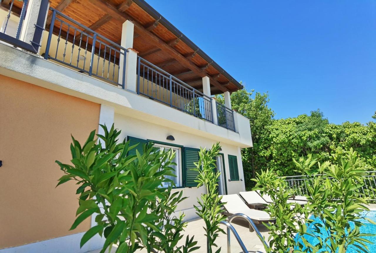 Villa Rastichi Amazing Seaview Trogir Eksteriør billede