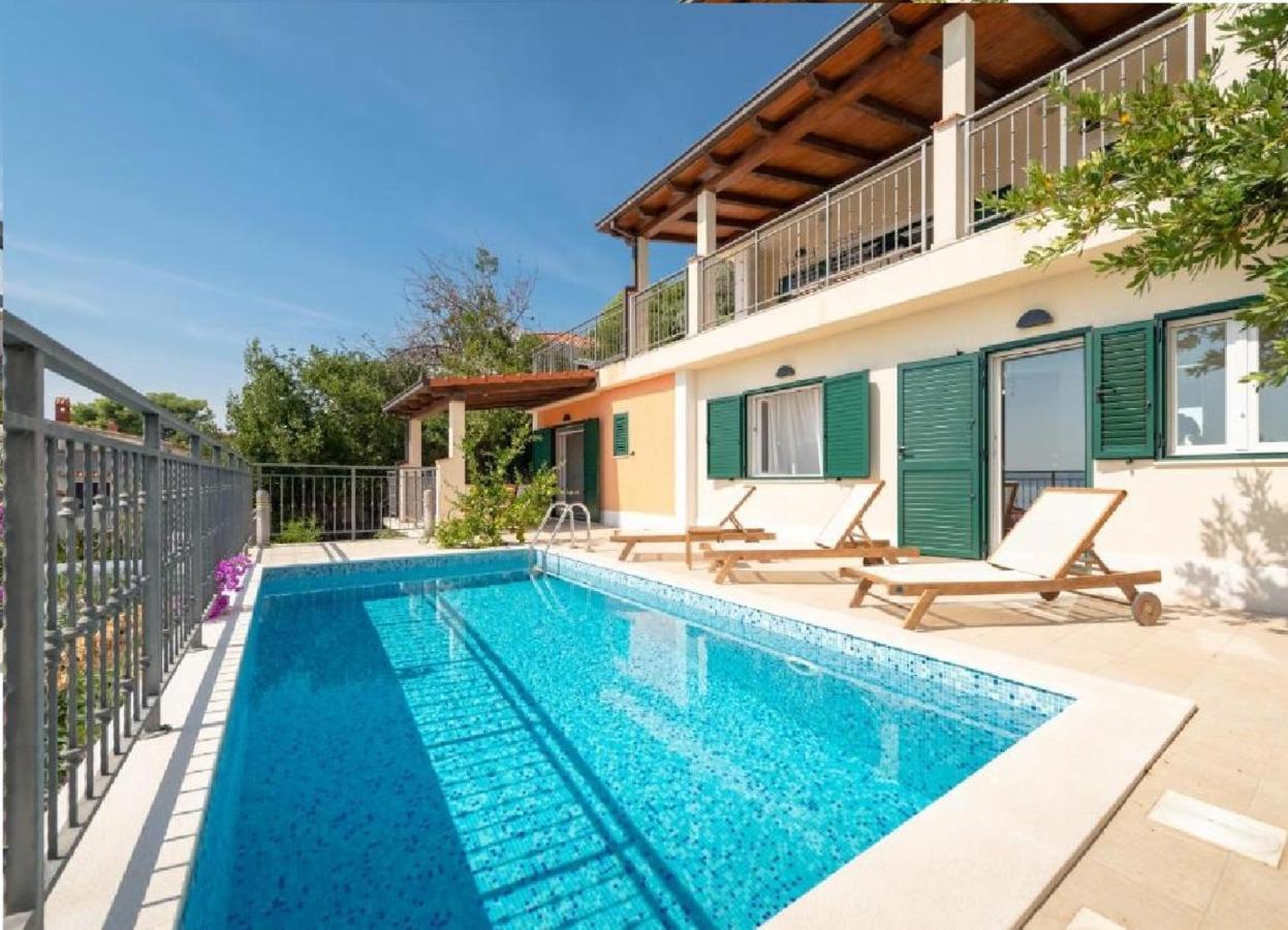 Villa Rastichi Amazing Seaview Trogir Eksteriør billede